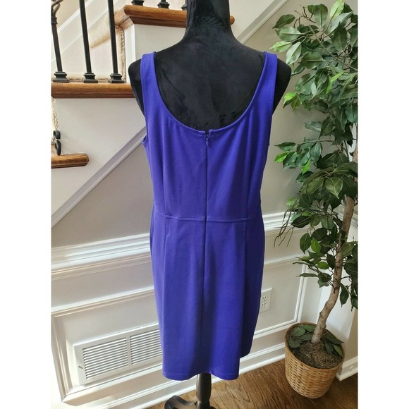 Loft Women's Solid Blue Rayon Round Neck Sleeveless Knee Length Dress Size 12P - Picture 7 of 10